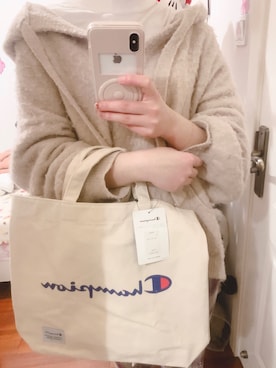「Champion（チャンピオン）のアイテム（ショルダーバッグ、その他）」を使った、momokoさん（レディース・164cm）の春コーディネート