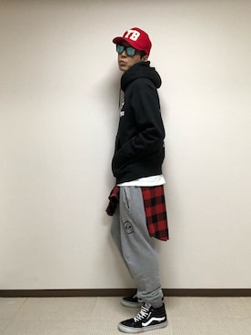 「TMT（ティーエムティー）のアイテム（帽子）」を使った、wfakさん（メンズ・176cm）の秋コーディネート