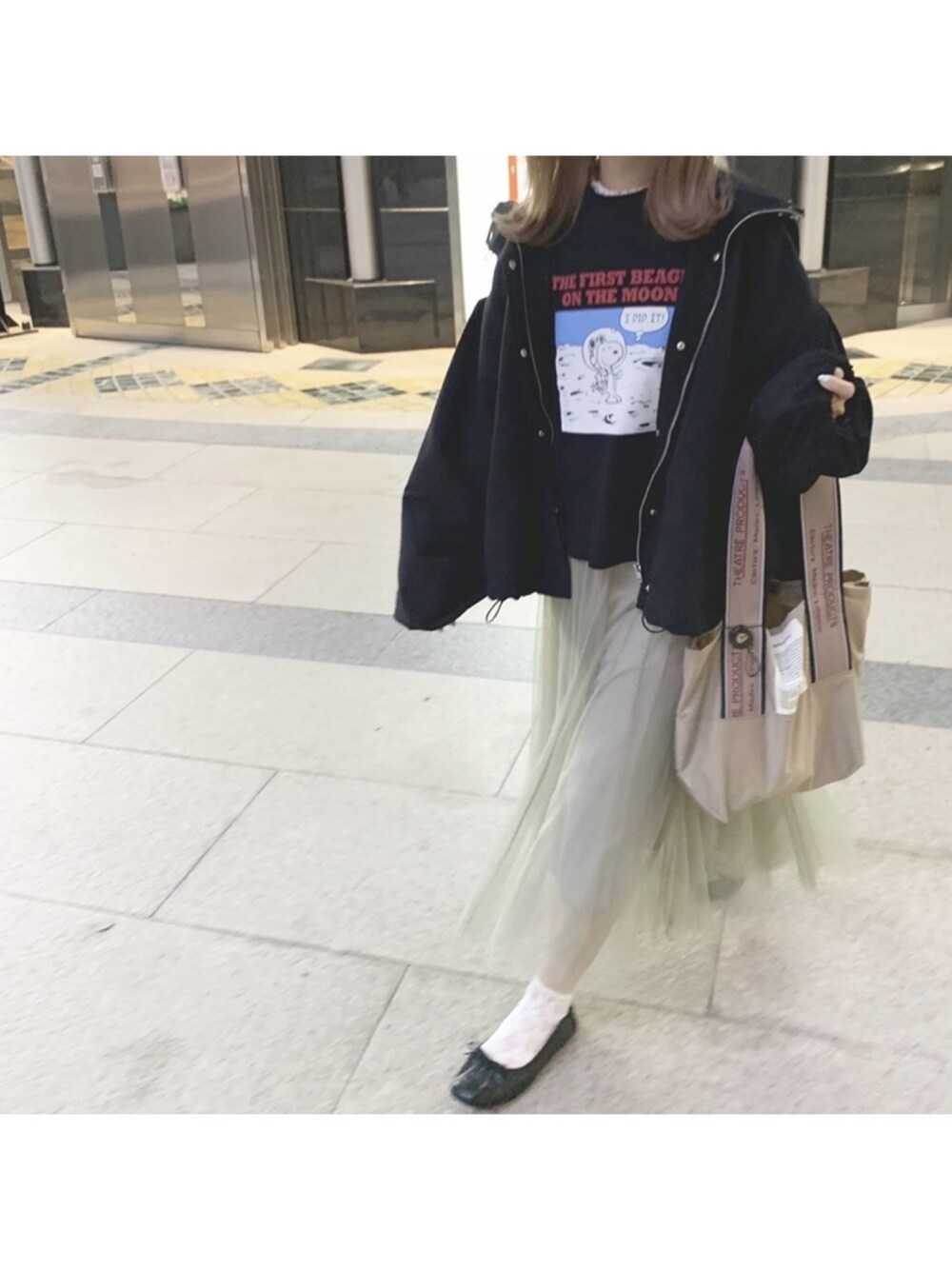 「RETRO GIRLのライナー付マンパ（マウンテンパーカー、ブラック系）」を使った、👶🏻さん（レディース・153cm）の春コーディネートの1枚目の写真