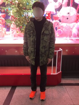 「H&M（エイチ・アンド・エム）のアイテム（ミリタリージャケット）」を使った、d.dさん（メンズ・176cm）の冬コーディネート