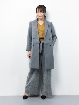 「koe（コエ）のアイテム（チェスターコート）」を使った、三上玲奈さん（レディース・165cm）の冬コーディネート