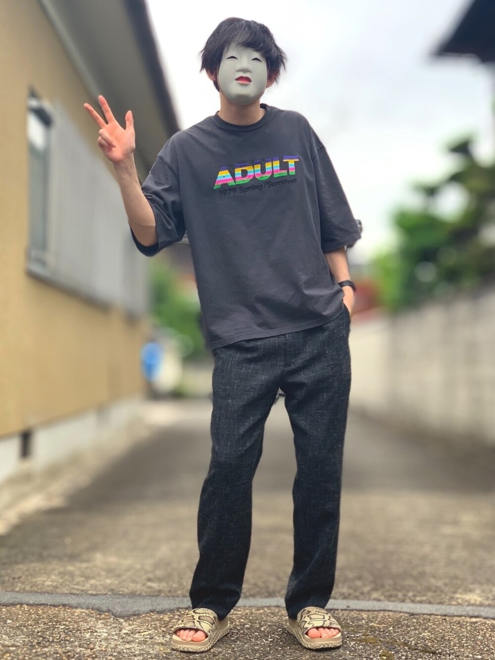 完売品 DAIRIKU “ADULT” T-shirtTシャツ/カットソー(半袖/袖なし)