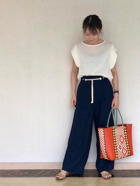 「le.coeur blanc（ルクールブラン）のSANRAMIメルカドバッグ（Tote、オレンジ系）」を使った、ルクールブランルミネ荻窪店スタッフさん（レディース・160cm）の夏コーディネート