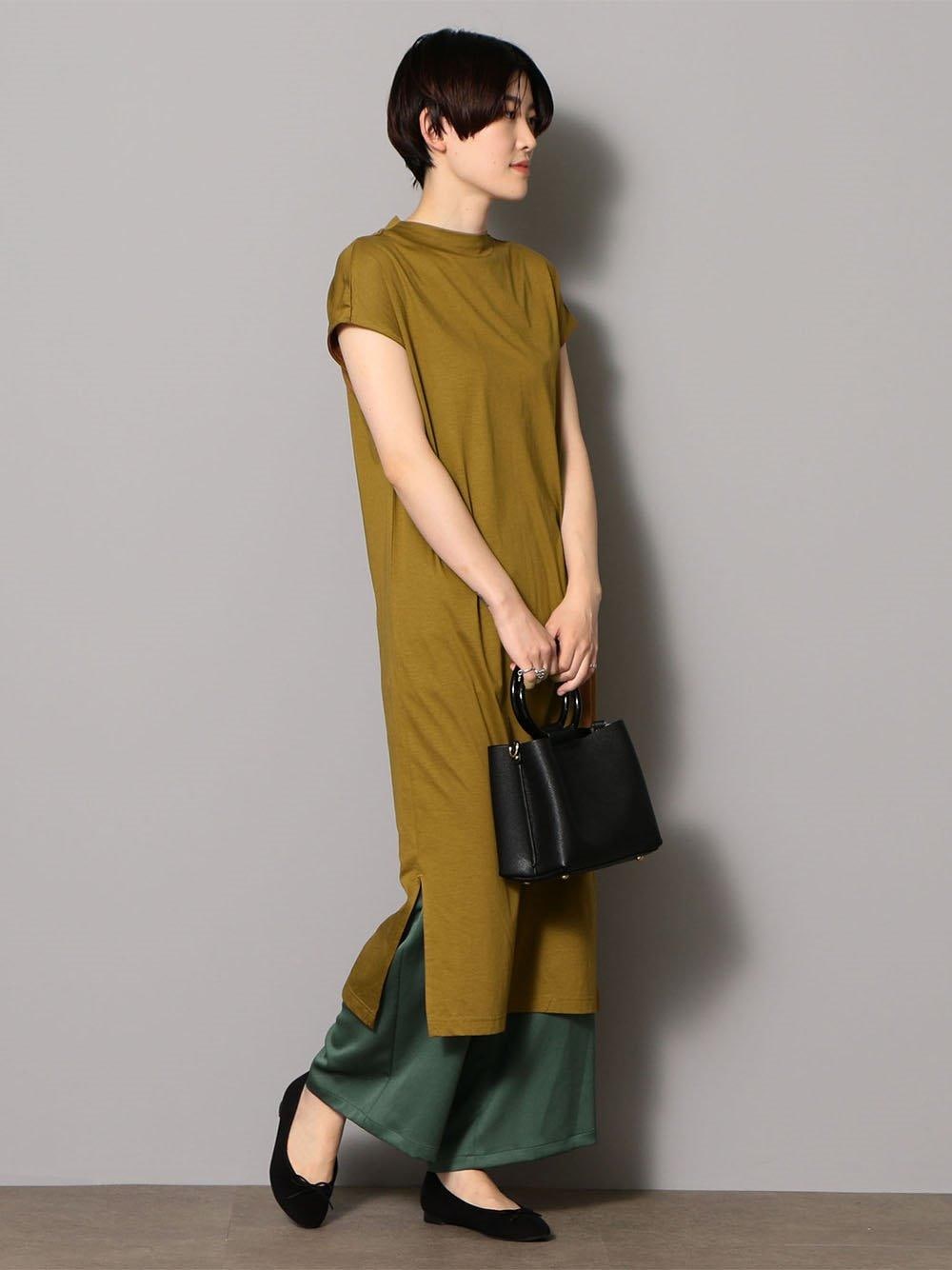 「casual」｜「green label relaxingの◆D オペラ ポインテッド フラットシューズ(1.5cmヒール)（パンプス、ブラック系）」を使った、高瀬　亜紀さん（レディース・161cm）の夏コーディネートの1枚目の写真
