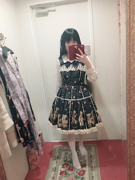 Violet Wongさんのコーディネート