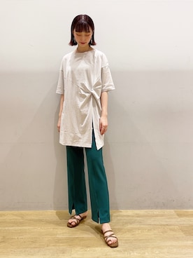 「グリーンパンツ」｜MIYABEさん（レディース・163cm）の夏コーディネート