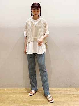「earth music&ecology（アースミュージックアンドエコロジー）のアイテム」を使った、MIYABEさん（レディース・163cm）の夏コーディネート
