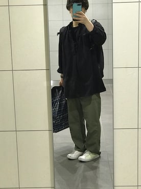 「アイテム（ポンチョ）」を使った、足が短いさん（メンズ・169cm・20代）の春コーディネート
