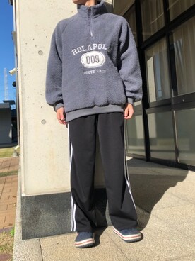 「POLAPOLAのアイテム（ニット/セーター、グレー系）」を使った、俊介さん（メンズ・165cm）の秋コーディネート