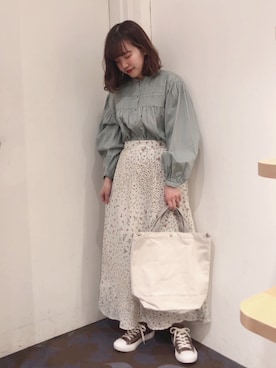 「CONVERSE（コンバース）のアイテム（バッグ）」を使った、chiakiさん（レディース・154cm）の春コーディネート