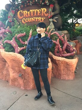 「OSHKOSH（オシュコシュ）のアイテム（ジャケット/アウター）」を使った、ヨシノさん（レディース・160cm）の秋コーディネート