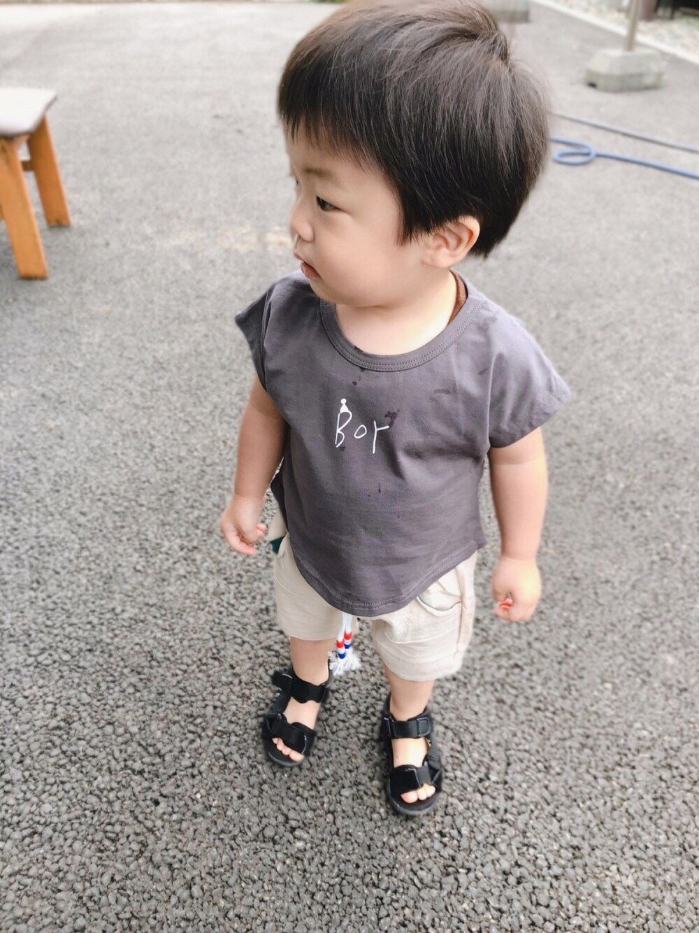 「夏コーデ、セットアップ、韓国ファッション、一歳、1歳、男の子、スポサン、ヨダレまみれ」｜「偉そうなお顔のアイテム（トップス、ホワイト系）」を使った、haruwedさん（キッズ・90cm）の夏コーディネートの1枚目の写真