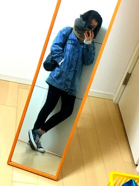 「Ungrid（アングリッド）のブラックフレイドヘムストスリ（デニムパンツ、ブラック系）」を使った、yunさん（レディース・163cm）の春コーディネート