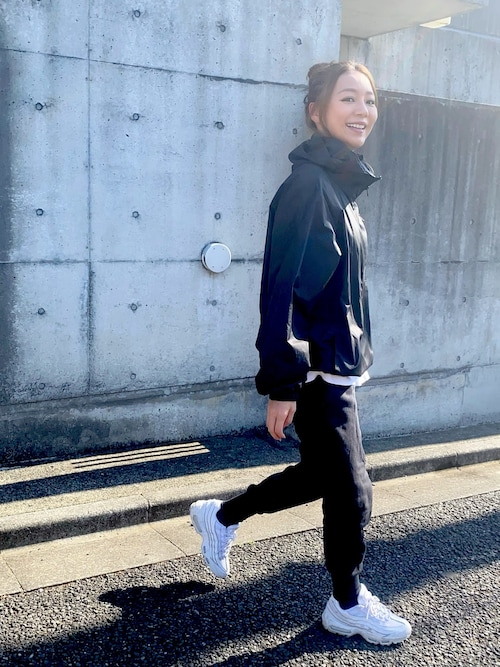 Reebok リーボック のスウェットパンツを使った人気ファッションコーディネート Sciaky