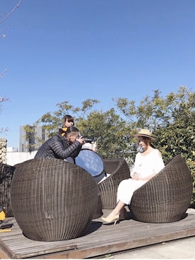 「撮影」｜「アイテム（アクセサリー）」を使った、田村有沙さん（レディース・163cm）の春コーディネート