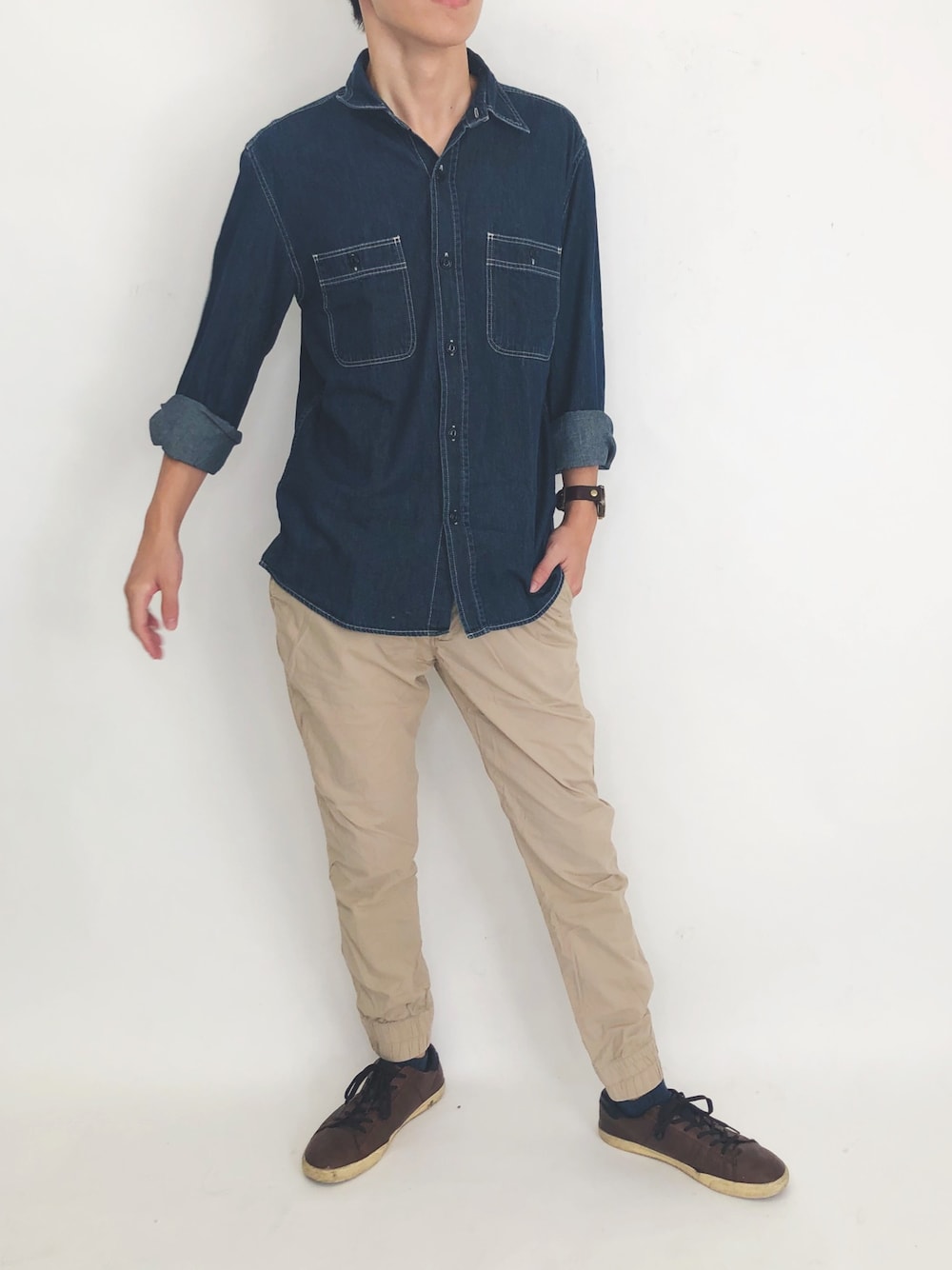 「秋服、秋服コーデ、メンズライク、ジーンズ、エイチアンドエム」｜「EDWINのアイテム（シャツ/ブラウス、ブルー系）」を使った、YaHaTaさん（メンズ・170cm）の秋コーディネートの1枚目の写真