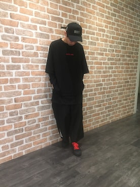 「WHITELAND（ホワイトランド）のアイテム（Tシャツ/カットソー）」を使った、KAWAKITA SHOICHIさん（メンズ・175cm）の春コーディネート
