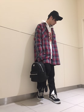 「MCM（エムシーエム）のアイテム」を使った、KAWAKITA SHOICHIさん（メンズ・175cm）の冬コーディネート