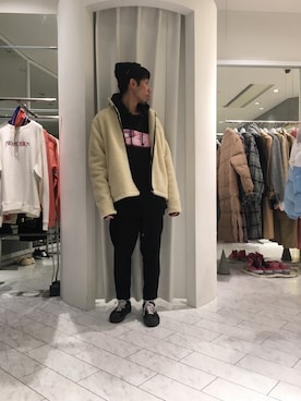 「PLEASURES（プレジャー）のアイテム」を使った、KAWAKITA SHOICHIさん（メンズ・175cm）の冬コーディネート