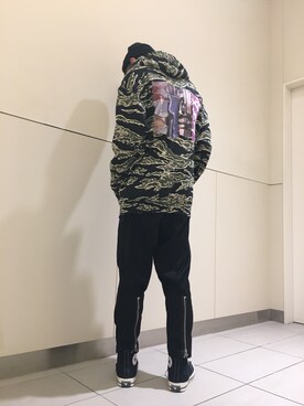 「LONELY/論理（ロンリー）のアイテム（トップス）」を使った、KAWAKITA SHOICHIさん（メンズ・175cm）の冬コーディネート