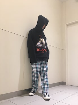「L.H.P（エルエイチピー）のアイテム（パンツ）」を使った、KAWAKITA SHOICHIさん（メンズ・175cm）の冬コーディネート