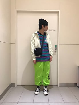 「WHITELAND（ホワイトランド）のアイテム（ボディバッグ/ウエストポーチ）」を使った、KAWAKITA SHOICHIさん（メンズ・175cm）の春コーディネート