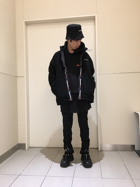 「L.H.P（エルエイチピー）のアイテム（帽子）」を使った、KAWAKITA SHOICHIさん（メンズ・175cm）の秋コーディネート