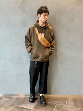 「MCM（エムシーエム）のアイテム」を使った、KAWAKITA SHOICHIさん（メンズ・175cm）の秋コーディネート
