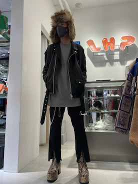 「DRIES VAN NOTEN（ドリスヴァンノッテン）のアイテム（帽子）」を使った、KAWAKITA SHOICHIさん（メンズ・175cm）の秋コーディネート