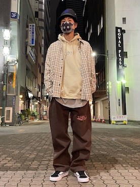 「KaneZ（ケインズ）のアイテム」を使った、KAWAKITA SHOICHIさん（メンズ・175cm）の春コーディネート