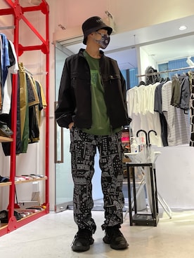 「BlackEyePatch（ブラックアイパッチ）のアイテム（トップス）」を使った、KAWAKITA SHOICHIさん（メンズ・175cm）の春コーディネート