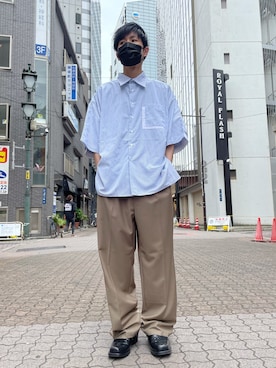 「Danke schon」｜「アイテム（スラックス）」を使った、KAWAKITA SHOICHIさん（メンズ・175cm）の春コーディネート