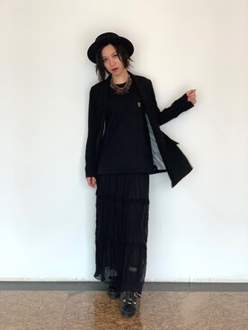 「H&M（エイチ・アンド・エム）のアイテム（ネックレス、シルバー系）」を使った、Kiu Tsz Lamさん（レディース）の秋コーディネート