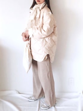 「アイテム（ミリタリージャケット）」を使った、uyuさん（レディース・161cm）の冬コーディネート