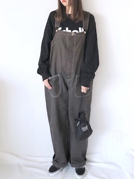 「やっぱりストリートが好き」｜「アイテム（サロペット/オーバーオール）」を使った、uyuさん（レディース・161cm）の秋コーディネート