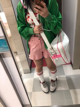 「みどり」｜「アイテム（ナイロンジャケット）」を使った、まゆさん（レディース・155cm）の秋コーディネート