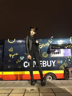 Caroline Chenさんのコーディネート