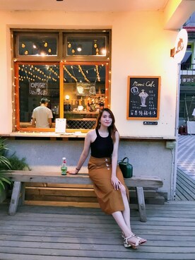 Caroline Chenさんのコーディネート