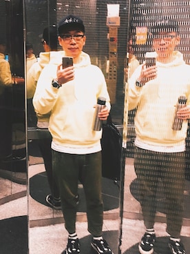 「5cm（ファイブシーエム）のアイテム（パンツ）」を使った、陳宗成さん（メンズ・170cm）の春コーディネート