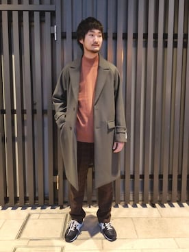 「green label relaxing（グリーンレーベルリラクシング）のアイテム（チェスターコート）」を使った、BONさん（メンズ・180cm）の冬コーディネート