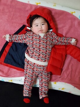 「TOMMY HILFIGER（トミーヒルフィガー）のアイテム（ダウンジャケット/コート）」を使った、kaoridolさん（キッズ・70cm）の冬コーディネート