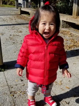 「TOMMY HILFIGER（トミーヒルフィガー）のアイテム（ダウンジャケット/コート）」を使った、kaoridolさん（キッズ・80cm）の秋コーディネート