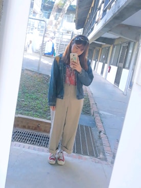 「red」｜「アイテム（デニムジャケット）」を使った、Chiuko さん（レディース・161cm）の冬コーディネート