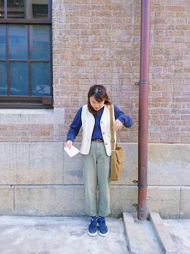 「VINTAGE（ヴィンテージ）のアイテム（メッセンジャーバッグ）」を使った、Chiuko さん（レディース・161cm）の冬コーディネート