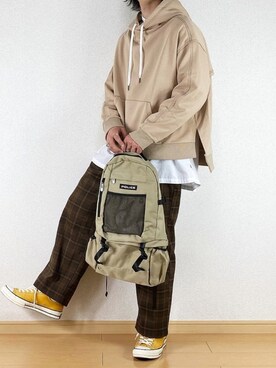 「INTER FACTORY（インターファクトリー）のWEARISTA Suzu × INTER FACTORY　ヨーク付きステッチパーカー（パーカー）」を使った、せっきーさん（メンズ・174cm）の春コーディネート