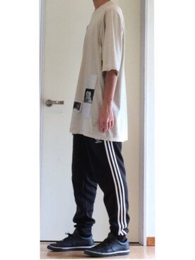 「DRKSHDW by RICK OWENS（ダークシャドウ バイ リックオウエンス）のアイテム（Tシャツ/カットソー）」を使った、Reeekさん（メンズ・178cm）の春コーディネート