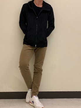 「OURET（オーレット）のアイテム（パーカー）」を使った、せおさん（メンズ・178cm）の冬コーディネート