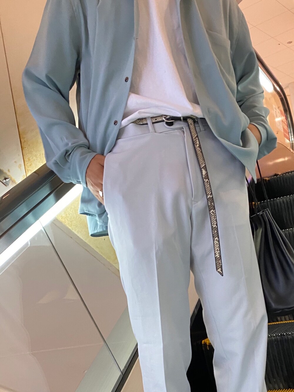 「春夏コーデ、春コーデ、シャツ、白」｜「KAIKOのKAIKO　THE PREST（その他パンツ、グレー系）」を使った、S H O K Iさん（メンズ・170cm）の春コーディネートの1枚目の写真