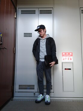 「STUDIOUS（ステュディオス）のアイテム（パーカー）」を使った、HIROさん（メンズ・164cm）の春コーディネート