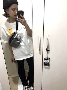 「シルバー」｜「アイテム（スリッポン）」を使った、CHIHONさん（レディース・158cm）の春コーディネート